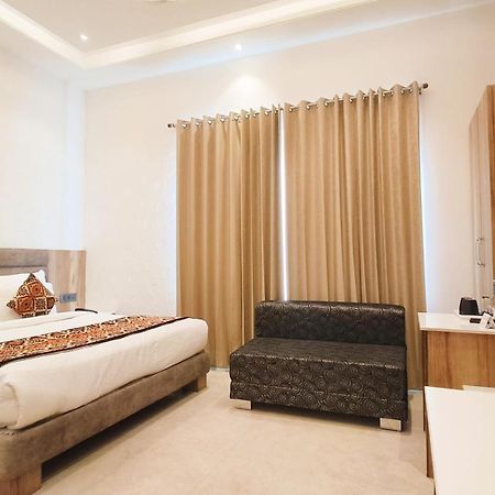 Blessings Hotel أمريتسار المظهر الخارجي الصورة