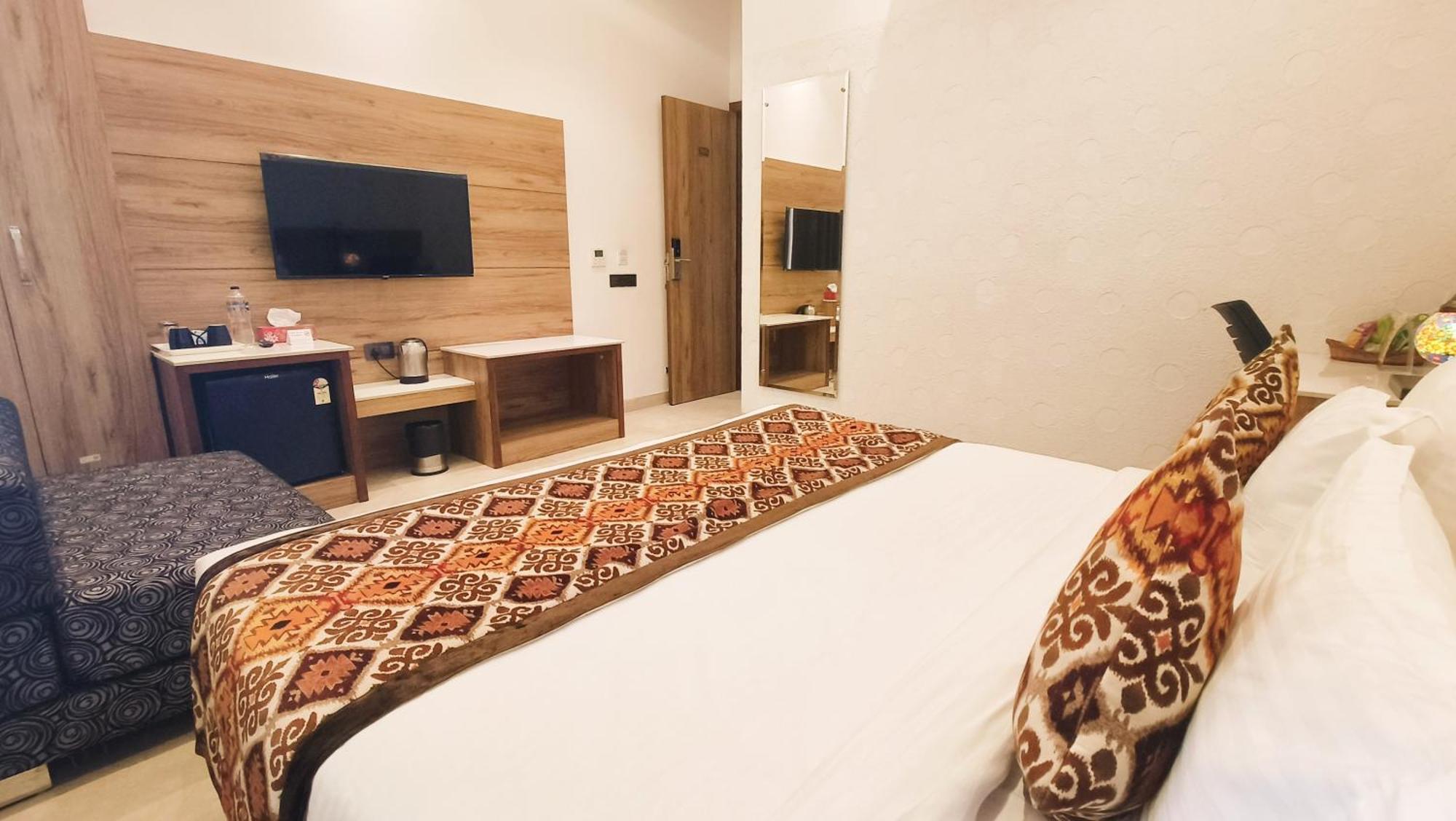 Blessings Hotel أمريتسار المظهر الخارجي الصورة