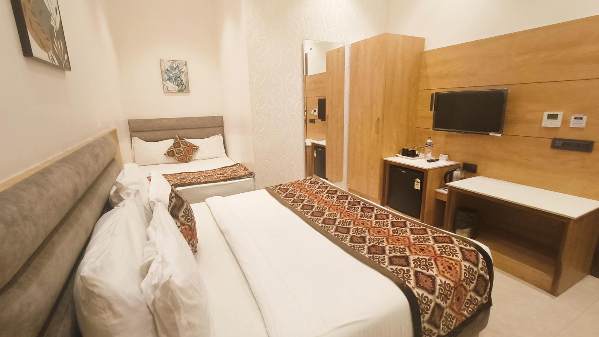 Blessings Hotel أمريتسار المظهر الخارجي الصورة