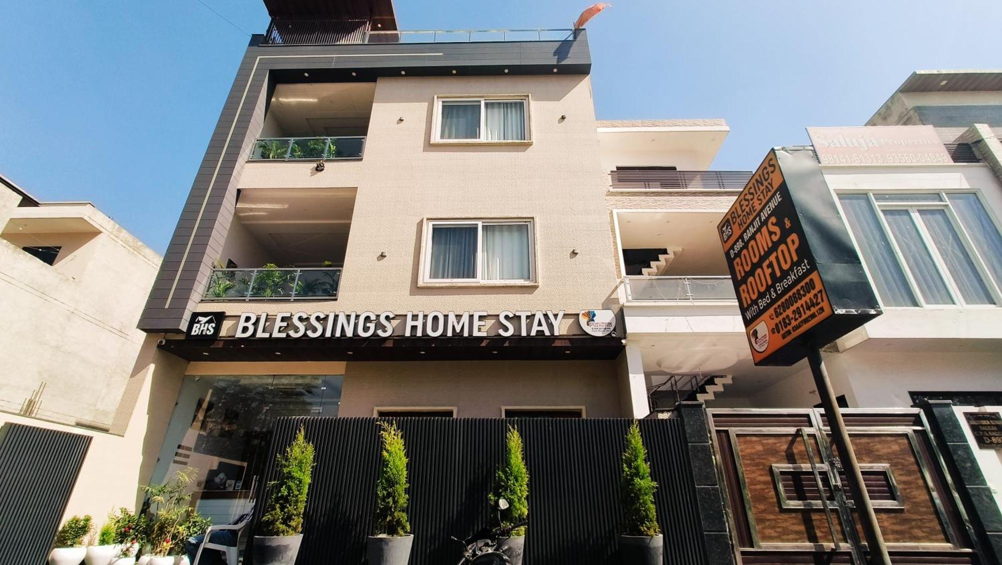 Blessings Hotel أمريتسار المظهر الخارجي الصورة