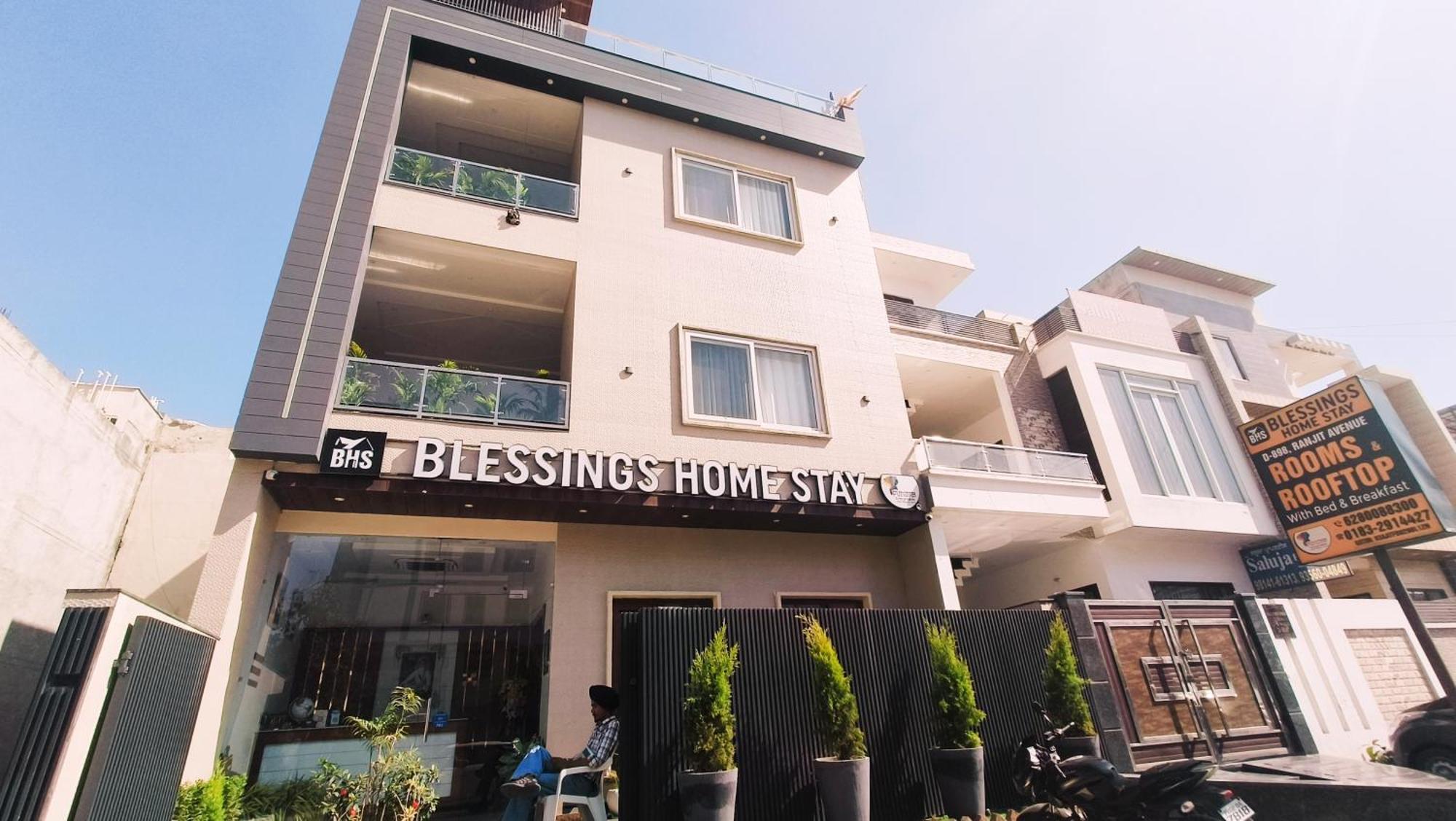 Blessings Hotel أمريتسار المظهر الخارجي الصورة