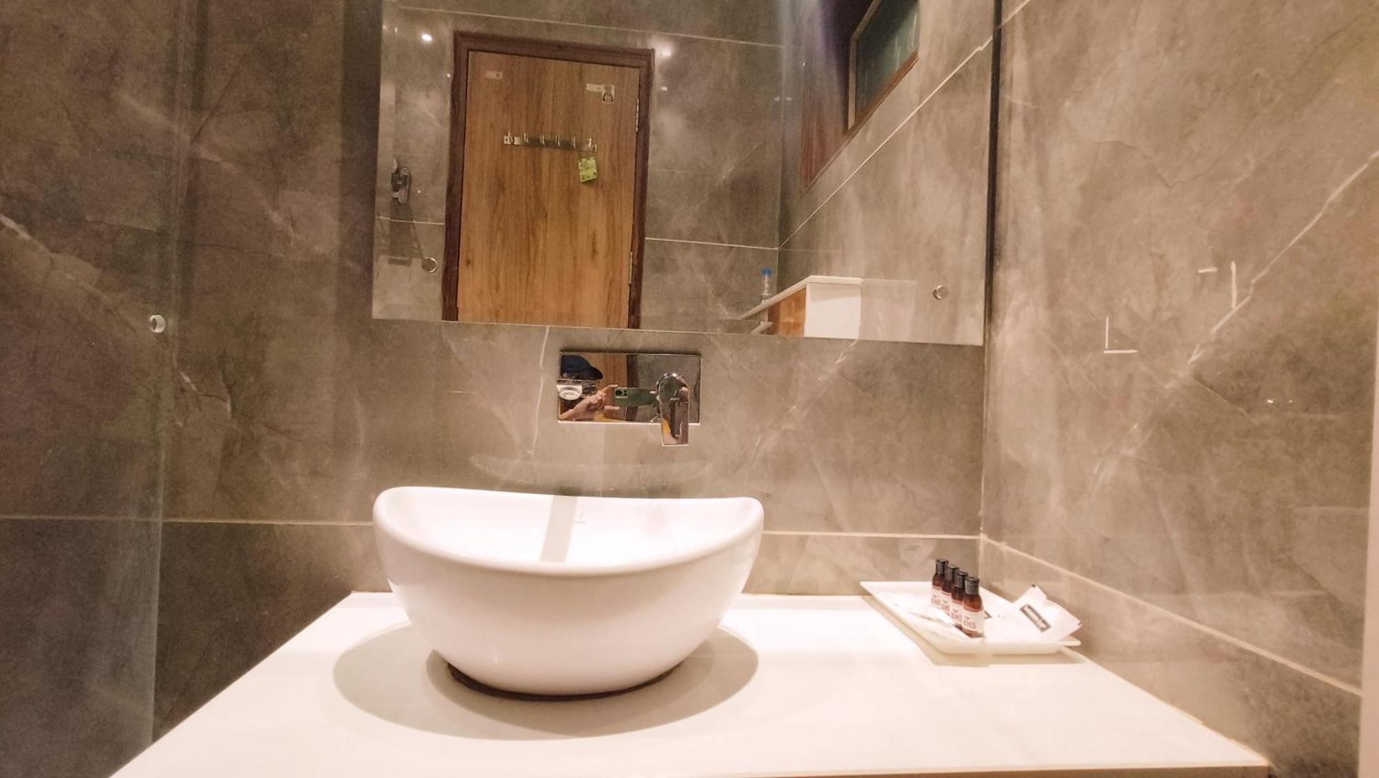 Blessings Hotel أمريتسار المظهر الخارجي الصورة